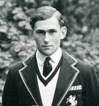 Douglas Hope-Johnstone (Prefects, 1942).